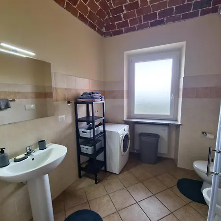 Spazioso E Panoramico Lägenhet Verrua Savoia