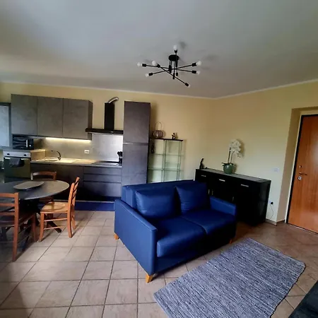 Spazioso E Panoramico Lägenhet Verrua Savoia